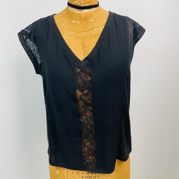 Alexis Linen Lace Cap Sleeve Blouse - Picture 1 of 4